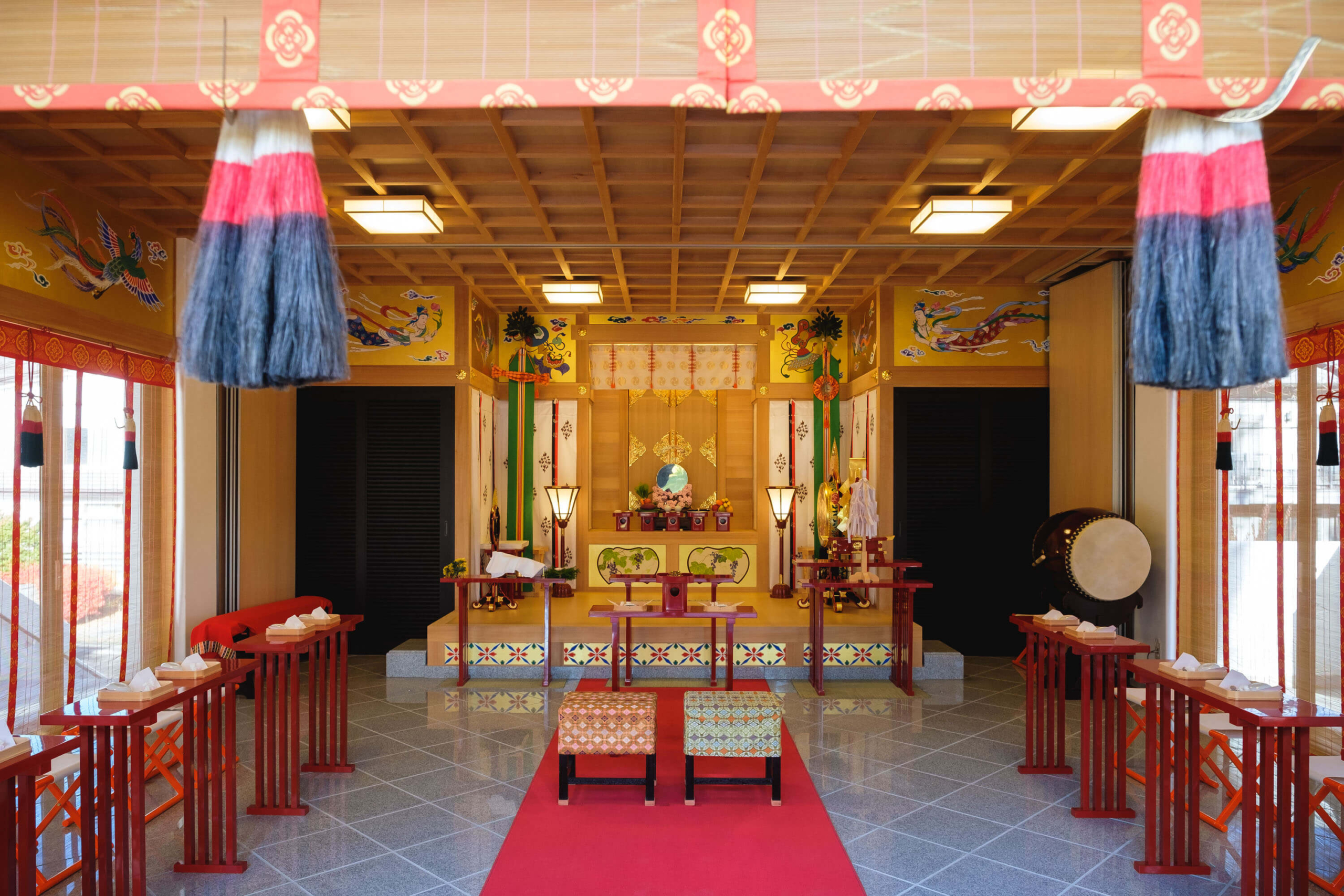西野神社　儀式殿内